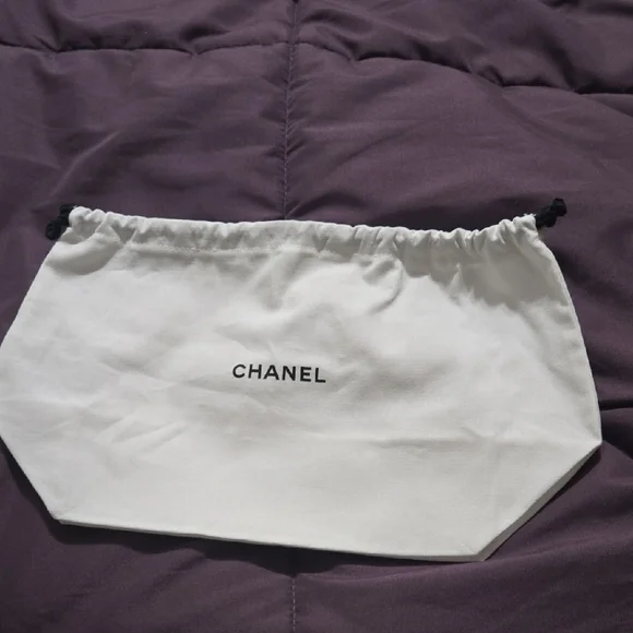 CHANEL White Dust Bag with Black Drawstring - Picture 1 of 5